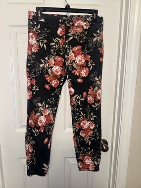 Buffalo David Bitton Black Floral Leggings with Rust Blooms